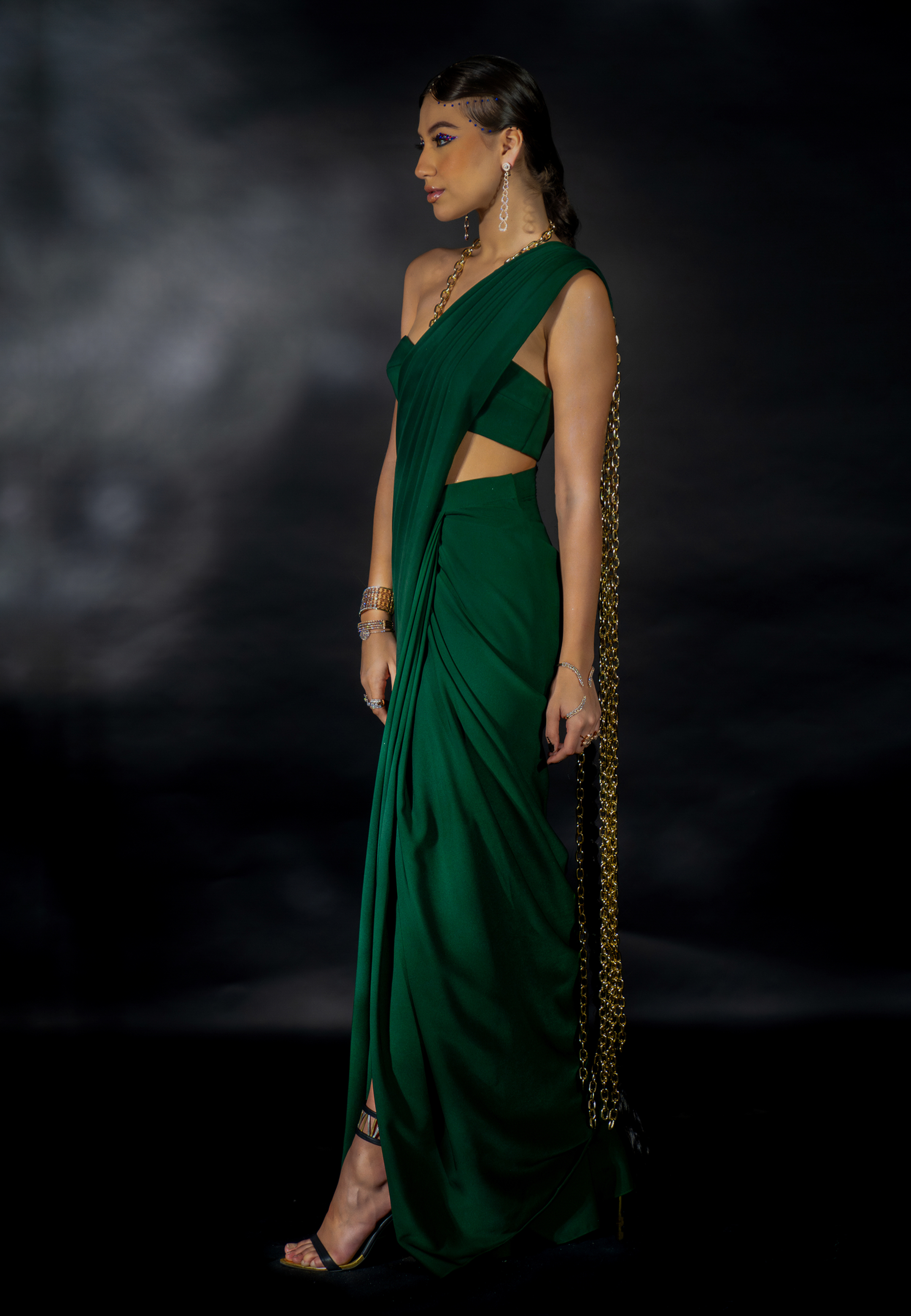 Emerald Green Suiting Saree with Link Chain Pallu and Strap